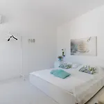 Deliziosa Patrizia A *